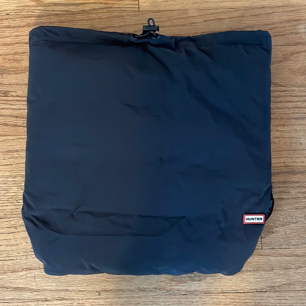 Hunter brand down neck warmer
